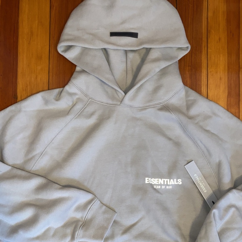 Fear of God Essentials hoodie tan size L, new with tags